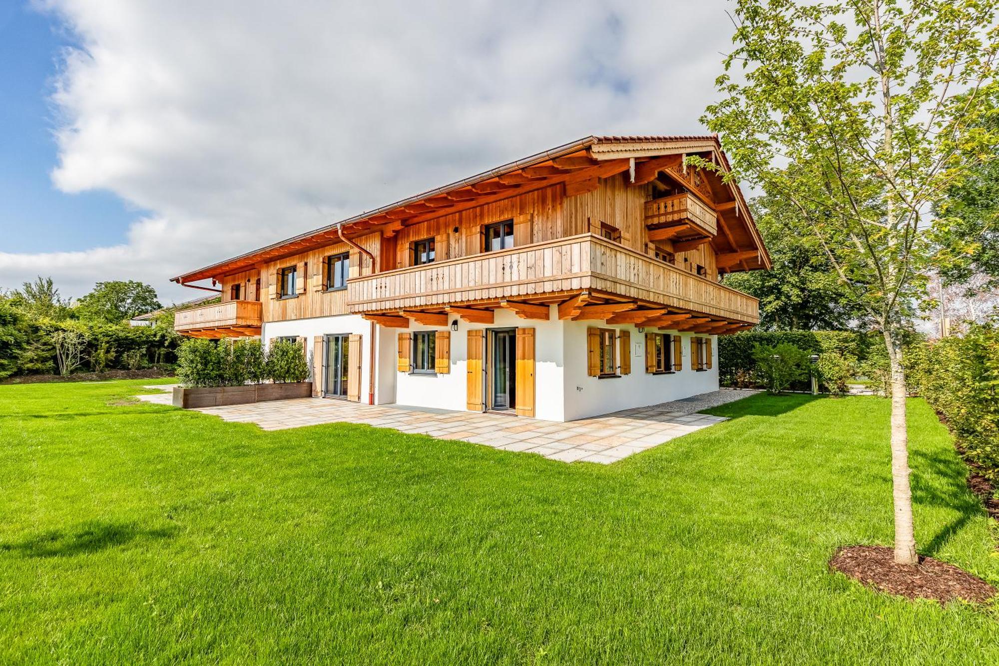 Graf Chiemo Suites - Direkt Am Chiemsee Mit Separatem Seezugang Chieming Εξωτερικό φωτογραφία