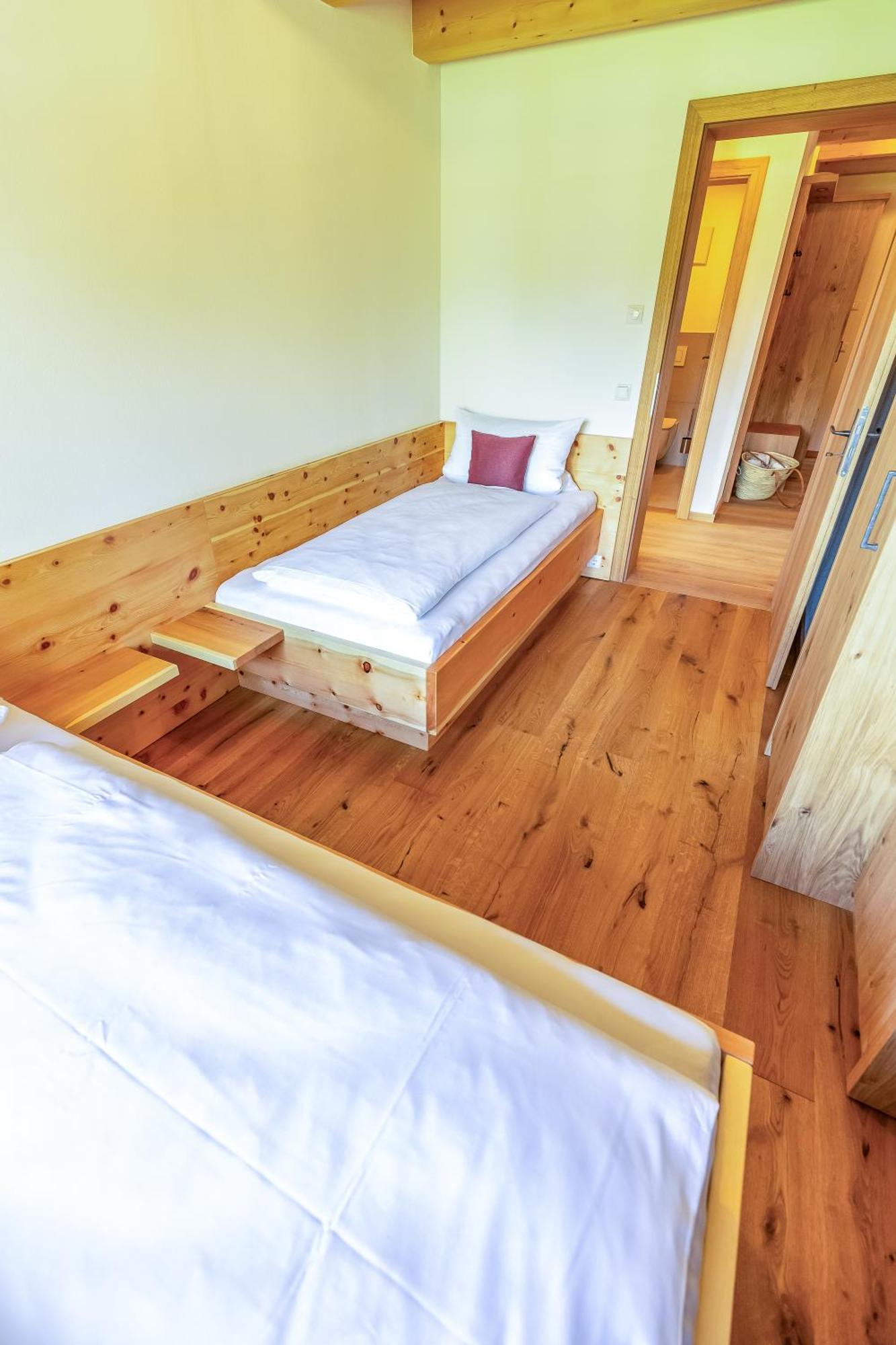Graf Chiemo Suites - Direkt Am Chiemsee Mit Separatem Seezugang Chieming Εξωτερικό φωτογραφία