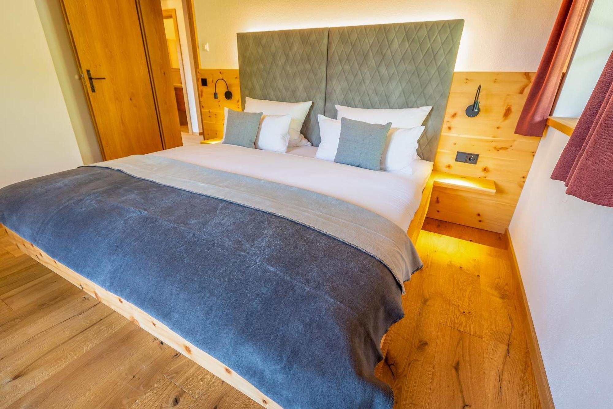 Graf Chiemo Suites - Direkt Am Chiemsee Mit Separatem Seezugang Chieming Εξωτερικό φωτογραφία